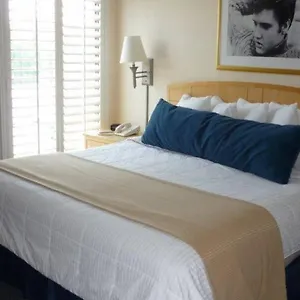 *** Hotel Elvis Presley's Heartbreak USA