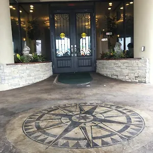 *** Hotel Pirates Cove Studios! USA